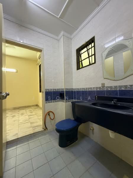Semi-Detached House for Sale in Bukit Rahman Putra (Sungai Buloh) - Jason Lai - Bathroom - PropertyGuru.com.my