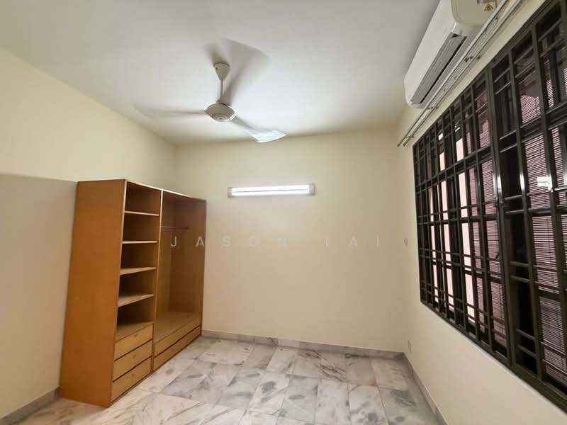 Semi-Detached House for Sale in Bukit Rahman Putra (Sungai Buloh) - Jason Lai - Bedroom - PropertyGuru.com.my