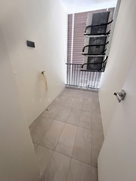 Servis Apartment untuk Disewa di O'hako Residence - Jean Yeoh - Back Yard - PropertyGuru.com.my