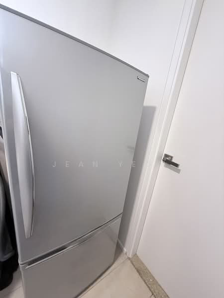 Servis Apartment untuk Disewa di O'hako Residence - Jean Yeoh - Fridge - PropertyGuru.com.my