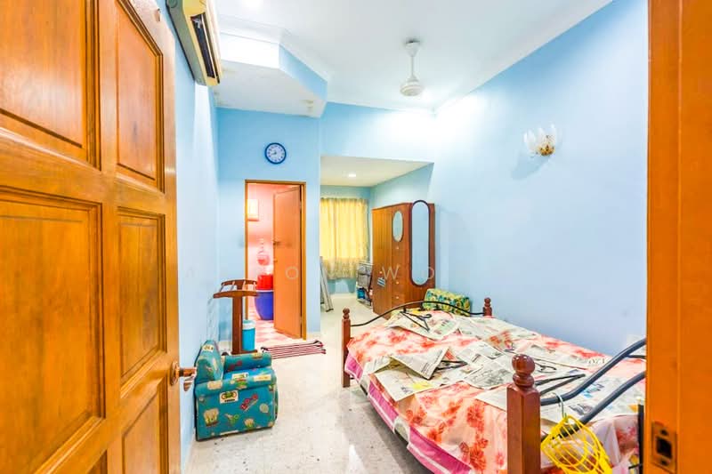 Bungalow for Sale in Port Dickson (Negeri Sembilan) - Aaron Wong - Bedroom - PropertyGuru.com.my