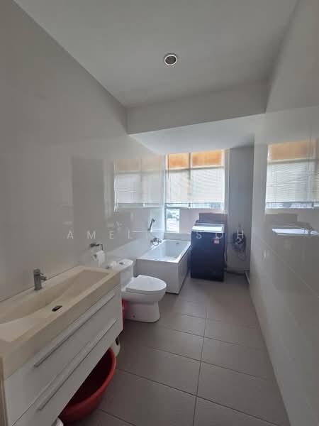 Zan Pavillion untuk Untuk Dijual - RM 880,000, Mac 2026 - Bathroom - PropertyGuru.com.my