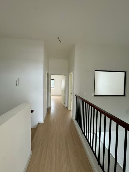 2-storey Terraced House for Sale in Dengkil (Selangor) - Chris Lee - Corridor - PropertyGuru.com.my