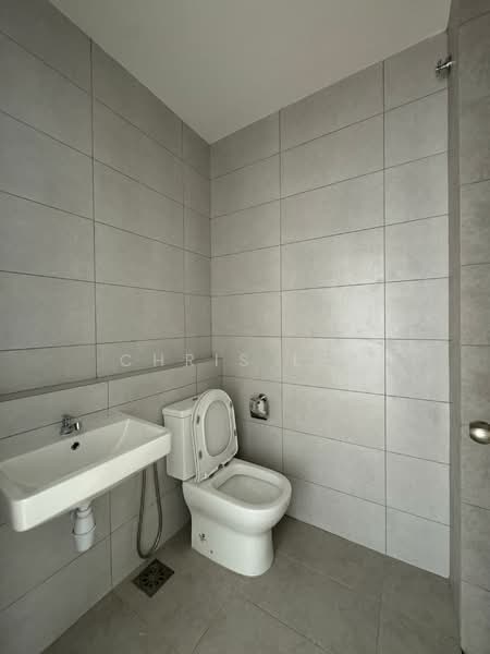 2-storey Terraced House for Sale in Dengkil (Selangor) - Chris Lee - Bathroom - PropertyGuru.com.my