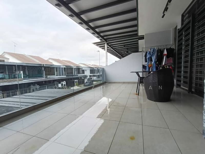 Taman Mutiara Rini untuk Untuk Dijual - RM 898,000, Mac 2026 - Balcony - PropertyGuru.com.my