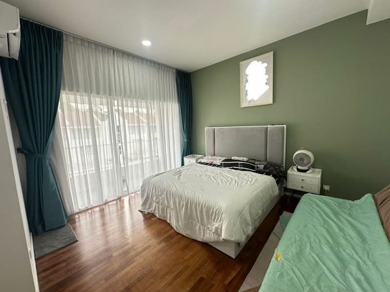 3-storey Terraced House for Rent in Tamansari (Rawang) - David Lee - Bedroom - PropertyGuru.com.my