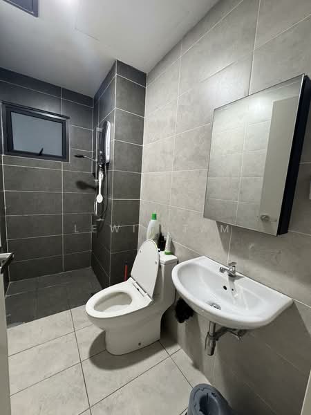 Service Residence for Rent at M Oscar - Lewis Tam - Bathroom - PropertyGuru.com.my