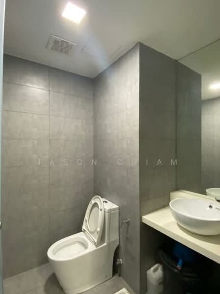 Sky Park untuk Untuk Disewa - RM 1,350 /bulan, Apr 2026 - Bathroom - PropertyGuru.com.my