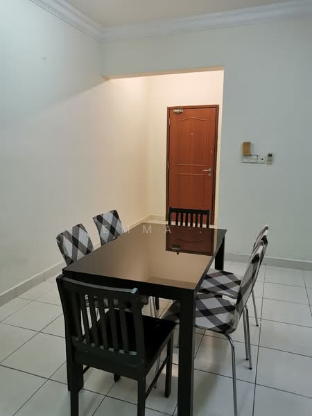 Condominium for Rent at Cyber Heights Villa - Emma . - Dining Room - PropertyGuru.com.my