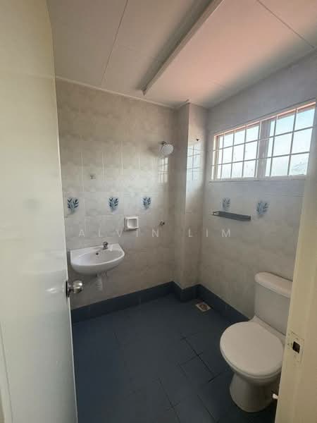 2-storey Terraced House for Rent in Setia Impian (Setia Alam) - Alvin Lim - Bathroom - PropertyGuru.com.my