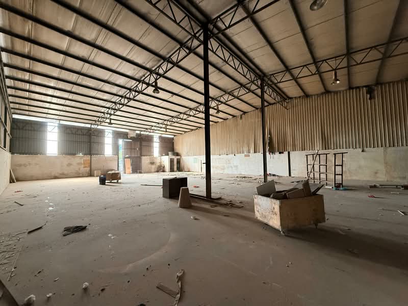 11,500 sqft Warehouse/Factory at Balakong for Rent untuk Untuk Disewa - RM 13,000 /bulan, Mac 2026 - PropertyGuru.com.my