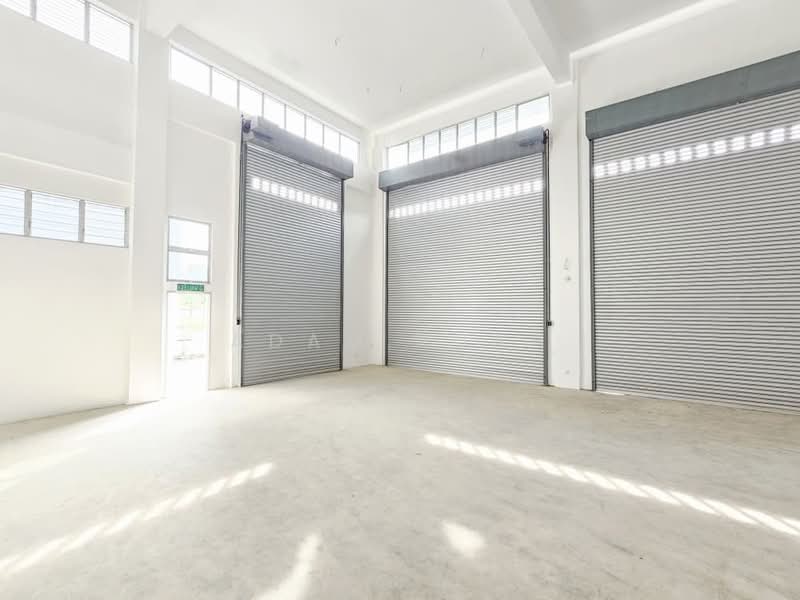 [Corner Lot] 3-Sty Semi-D Perdana Industrial Park untuk Untuk Disewa - RM 23,000 /bulan, Mac 2026 - Interior - PropertyGuru.com.my