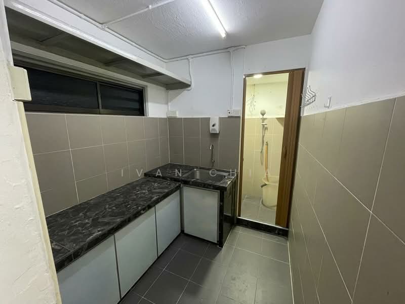 Rifle Range untuk Untuk Disewa - RM 500 /bulan, Mac 2026 - Kitchen - PropertyGuru.com.my