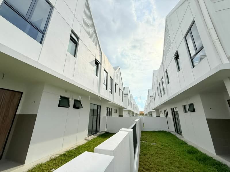 Semi-Detached House for Rent in Elmina (Shah Alam) - Elaine Khoo - Exterior - PropertyGuru.com.my