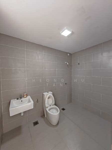 Terraced House for Rent in Bandar Sri Sendayan (Negeri Sembilan) - Cheong Hu Tan - Bathroom - PropertyGuru.com.my