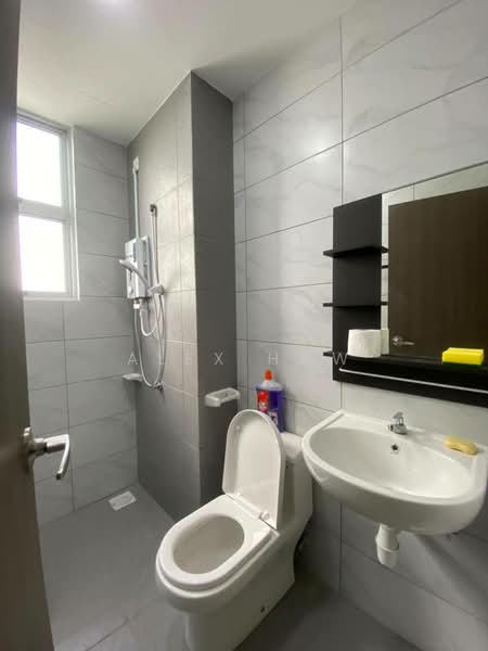 SKS Habitat untuk Untuk Disewa - RM 2,300 /bulan, Mac 2026 - Bathroom - PropertyGuru.com.my