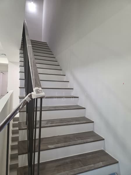 Terraced House for Rent in Taman Bukit Serdang (Seri Kembangan) - Don Lee Kah Hou - Interior - PropertyGuru.com.my