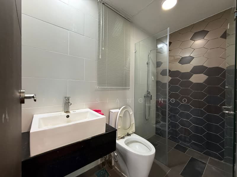 Condominium for Rent at Jazz Suites @ Vivacity - Fang Siang Ngo - Bathroom - PropertyGuru.com.my