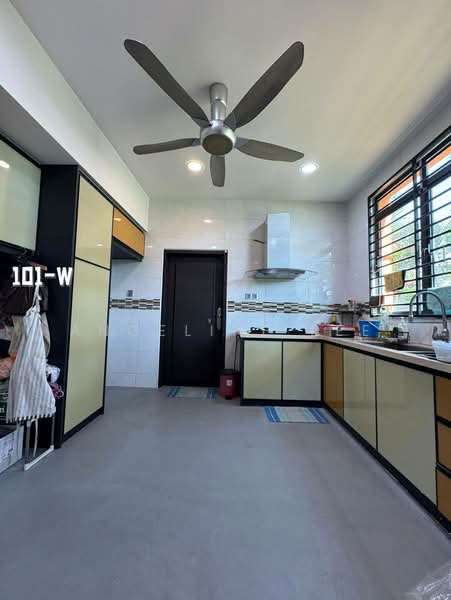 Bungalow for Sale in Aman Perdana (Kapar) - Angeline lee - Kitchen - PropertyGuru.com.my