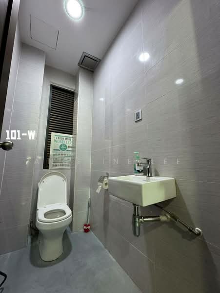 Bungalow for Sale in Aman Perdana (Kapar) - Angeline lee - Bathroom - PropertyGuru.com.my