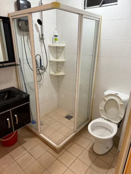 2-storey Terraced House for Sale in Alam Budiman (Shah Alam) - Elaine Khoo - Bathroom - PropertyGuru.com.my