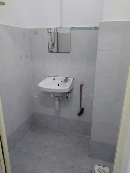 Apartment for Rent at Arena Green - Cheng SY - Bathroom - PropertyGuru.com.my
