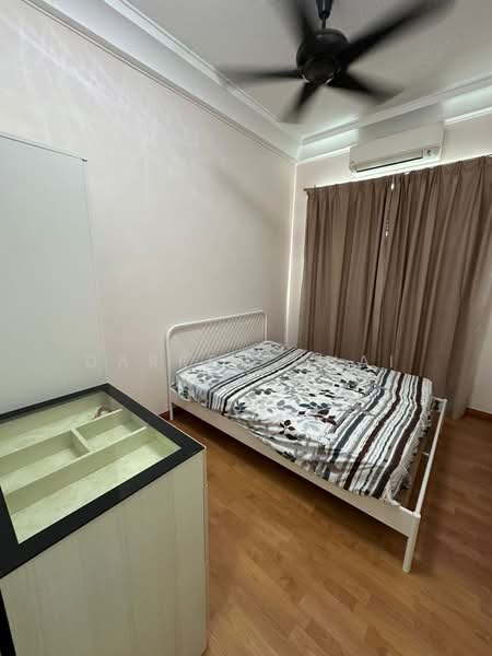 Service Residence for Sale at The Platino Serviced Apartment - Darren Chai - Bedroom - PropertyGuru.com.my