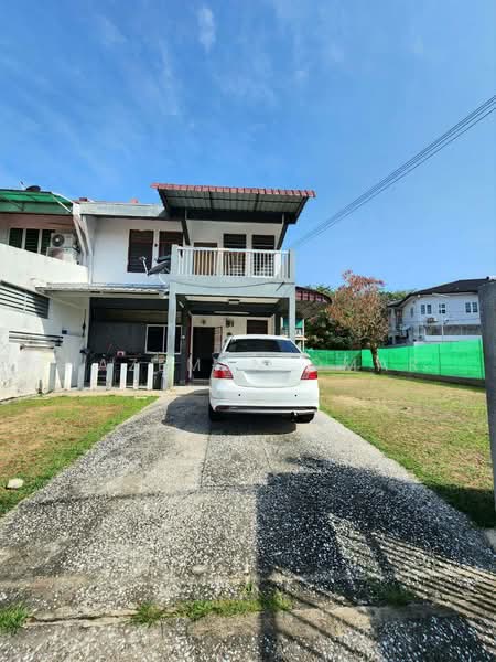 2-storey Terraced House for Sale in Kelana Jaya (Petaling Jaya) - Hazeman Omar - Exterior - PropertyGuru.com.my