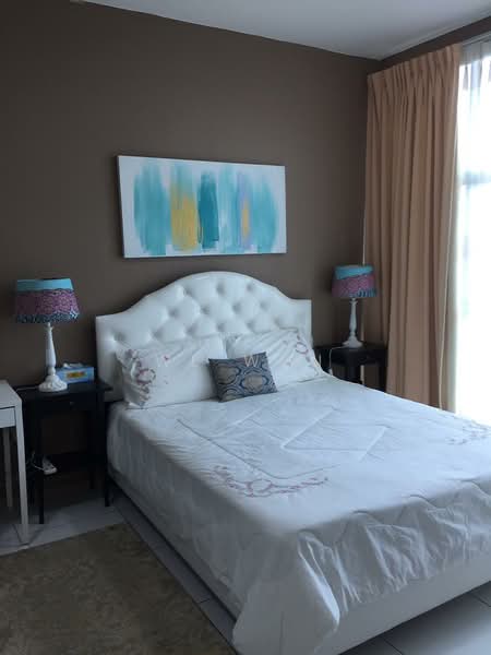 Service Residence for Sale at Vista Alam Serviced Apartment - WL Wan - Bedroom - PropertyGuru.com.my