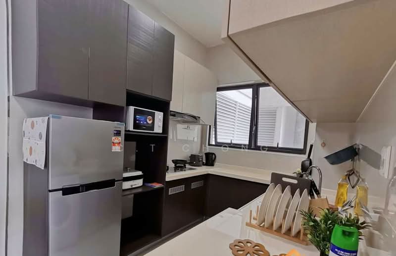 Condominium for Sale at Royal Strand @ Country Garden Danga Bay - C.T Chong - Kitchen - PropertyGuru.com.my