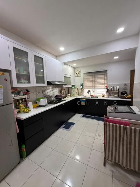 Nusa Bayu untuk Untuk Dijual - RM 620,000, Apr 2026 - Kitchen - PropertyGuru.com.my