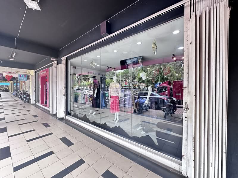 For Sale - Platinum Walk