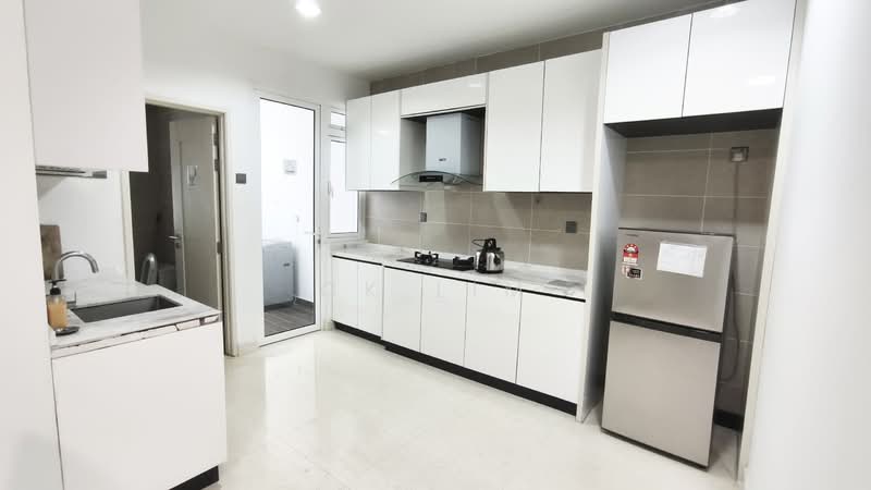 TriTower Residence @ Johor Bahru Sentral untuk Untuk Disewa - RM 3,500 /bulan, Mac 2026 - Kitchen - PropertyGuru.com.my