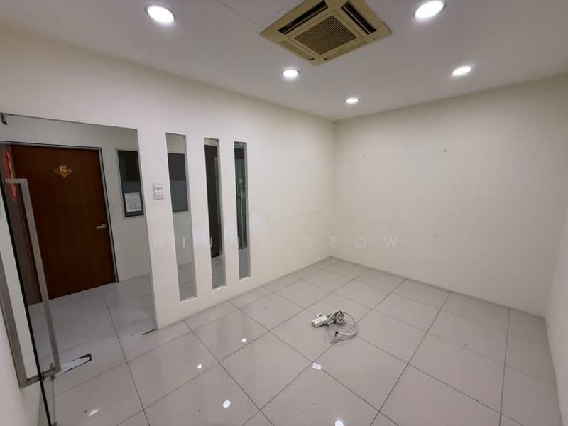Shop / Office for Sale in Bandar Puteri Puchong (Puchong) - Ginny Seow - Interior - PropertyGuru.com.my