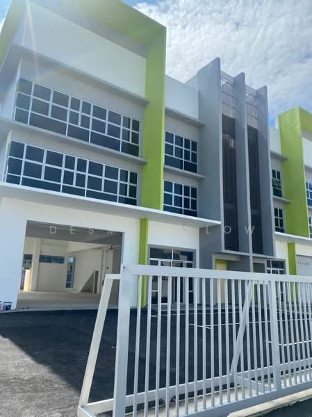 Factory for Rent in Puchong (Selangor) - Desmond Low - Exterior - PropertyGuru.com.my
