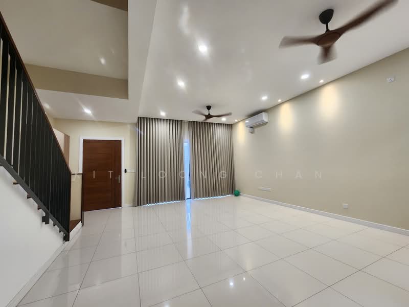 Jardin Residences untuk Untuk Dijual - RM 900,000, Mac 2026 - Living Room - PropertyGuru.com.my