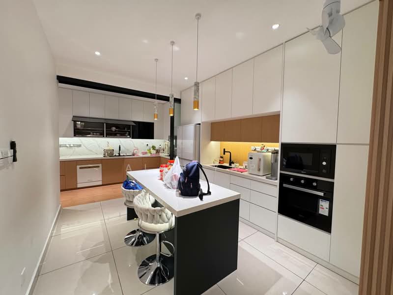 Cluster House for Sale in Skudai (Johor) - Alan Yap - Kitchen - PropertyGuru.com.my