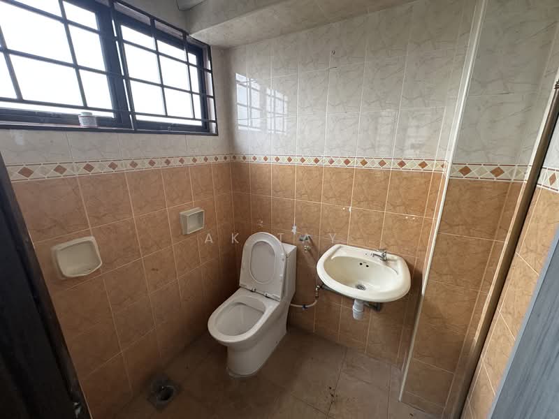 Taman Damai Indah untuk Untuk Dijual - RM 650,000, Mac 2026 - Bathroom - PropertyGuru.com.my