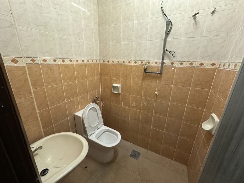 Taman Damai Indah untuk Untuk Dijual - RM 650,000, Mac 2026 - Bathroom - PropertyGuru.com.my