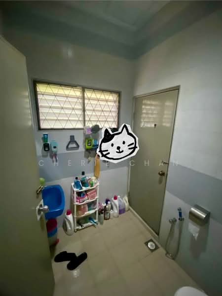 Taman Kebun Teh, Taman Majidee Park untuk Untuk Dijual - RM 1,450,000, Mac 2026 - Bathroom - PropertyGuru.com.my