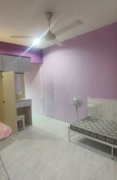 Taman Paya Emas untuk Untuk Dijual - RM 520,000, Mac 2026 - Bedroom - PropertyGuru.com.my