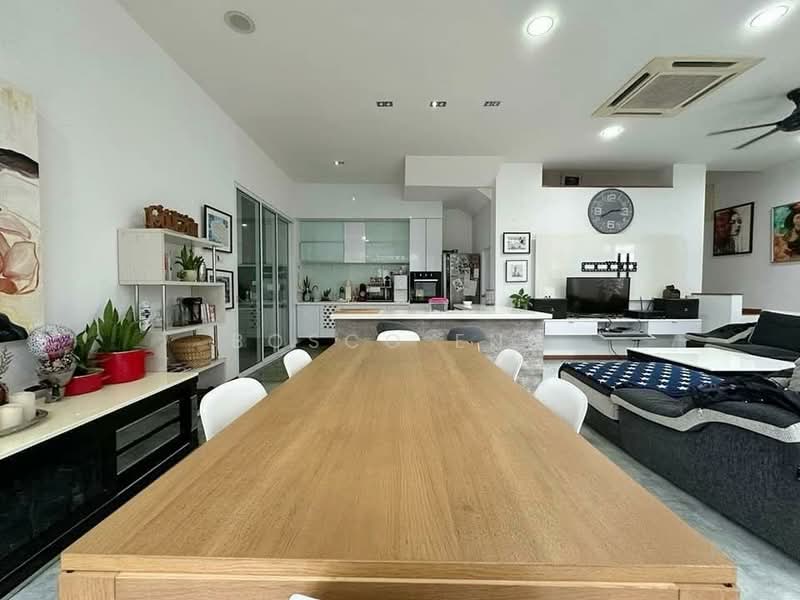 Semi-Detached House for Sale in Senibong Cove (Masai) - Bosco Eng - Living Room - PropertyGuru.com.my