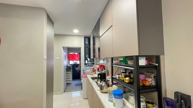 Danga Sutera untuk Untuk Dijual - RM 1,250,000, Mac 2026 - Kitchen - PropertyGuru.com.my
