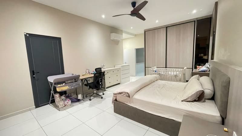Danga Sutera untuk Untuk Dijual - RM 1,250,000, Mac 2026 - Bedroom - PropertyGuru.com.my