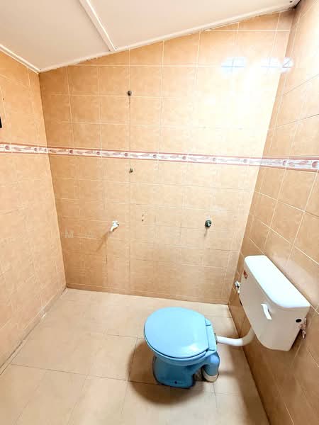 Taman Air Biru untuk Untuk Dijual - RM 370,000, Mac 2026 - Bathroom - PropertyGuru.com.my