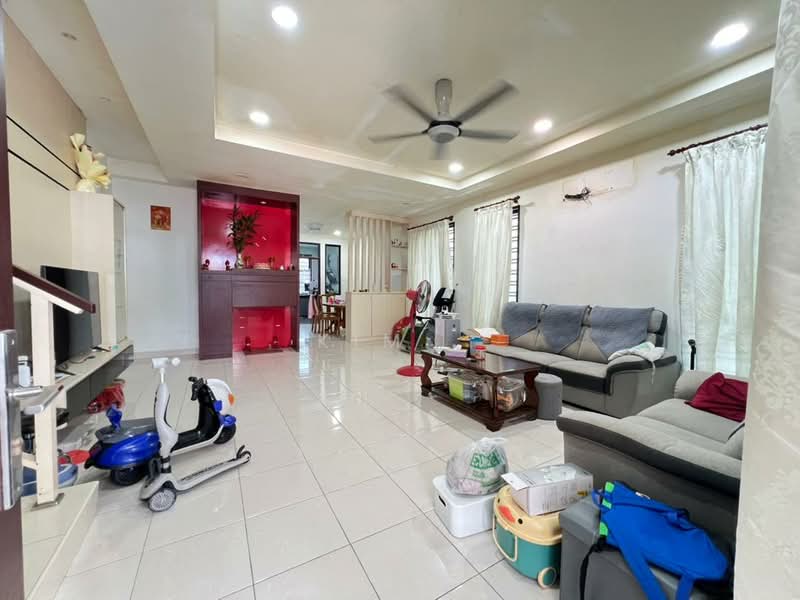 2-storey Terraced House for Sale in Johor Bahru (Johor) - Kim . - Living Room - PropertyGuru.com.my