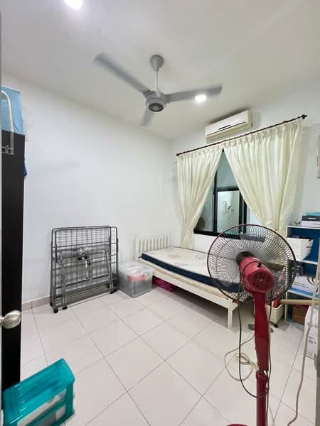 2-storey Terraced House for Sale in Johor Bahru (Johor) - Kim . - Bedroom - PropertyGuru.com.my