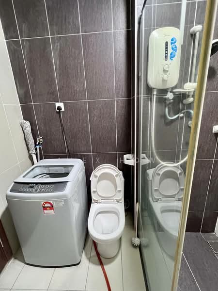 D'Secret Garden (Pangsapuri Kempas Indah) untuk Untuk Disewa - RM 1,400 /bulan, Mac 2026 - Bathroom - PropertyGuru.com.my