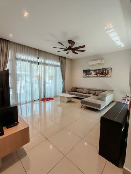 Estuari Gardens untuk Untuk Disewa - RM 8,000 /bulan, Mac 2026 - Living Room - PropertyGuru.com.my