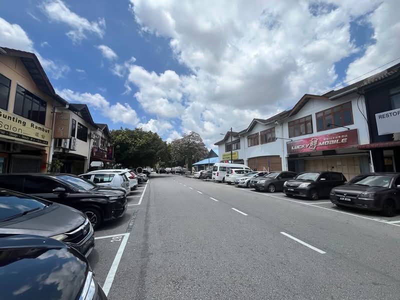 Shop for Rent in Taman Molek (Johor Bahru) - Joyen Pun - Exterior - PropertyGuru.com.my